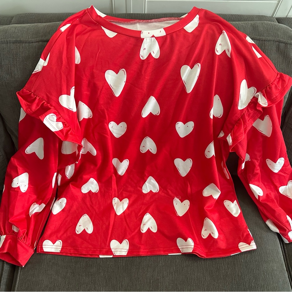 Red Heart Print Long Sleeve Top